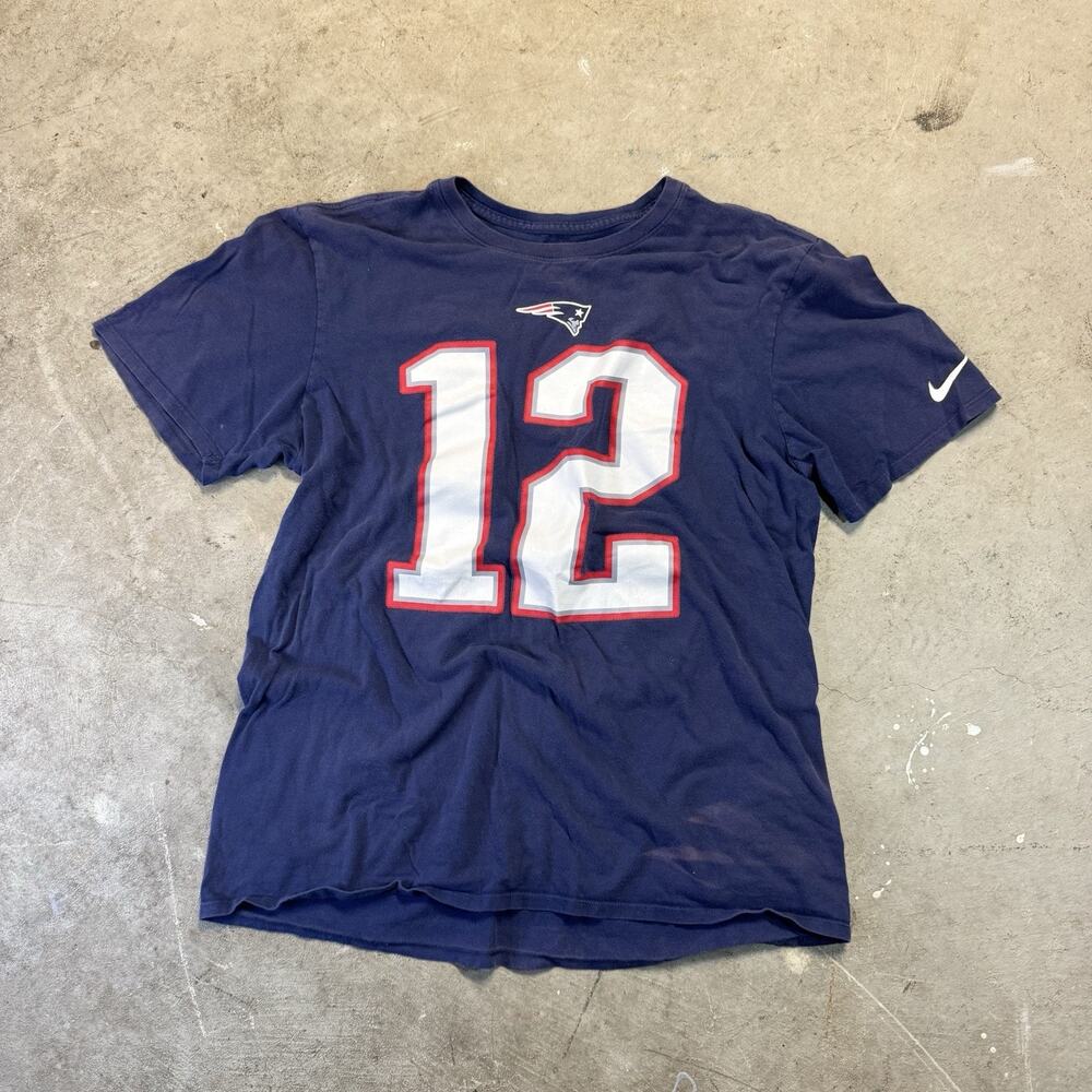New England Patriots Tom Brady # 12 Nike T-shirt athletic cut blue sz L